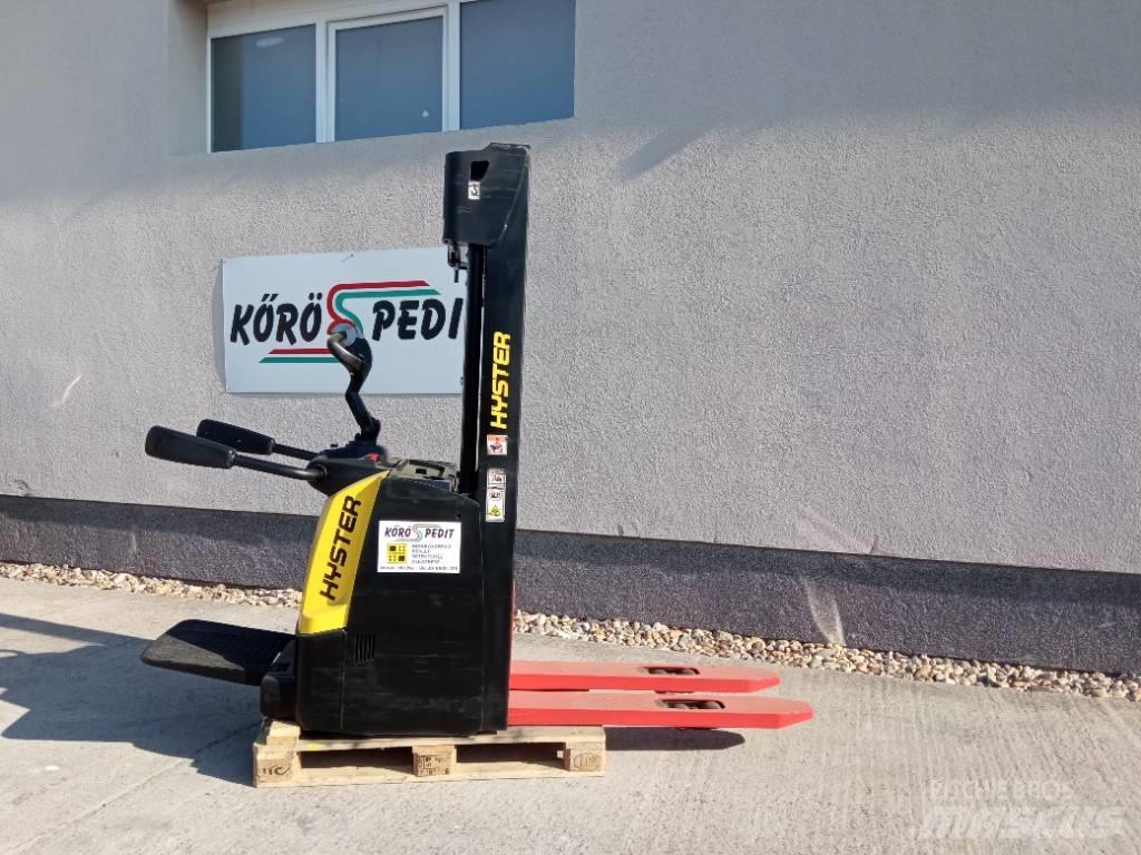 Hyster S1.4S Gaffelstabler med gående fører