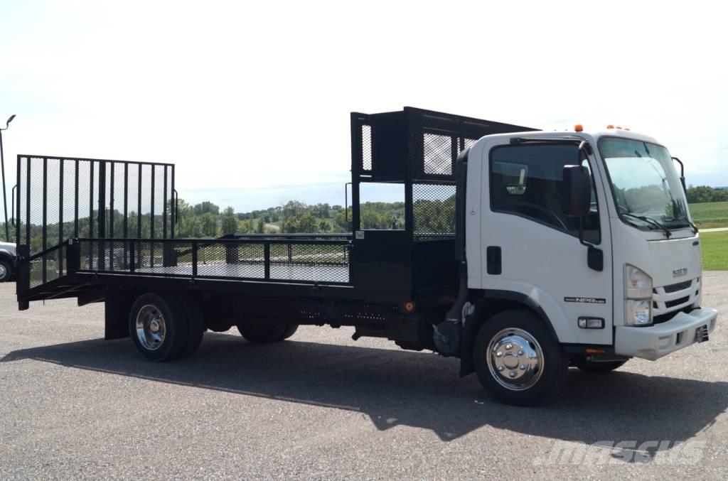 Isuzu NPR HD Lastbil med lad/Flatbed