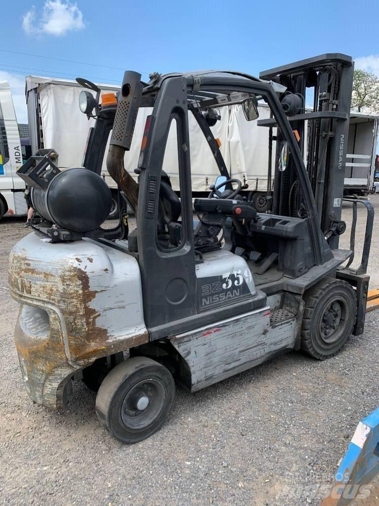 Nissan UG1D2A32LQ LPG gaffeltrucks