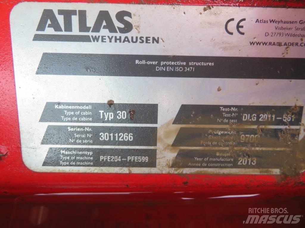 Atlas 65 Kabiner og interiør