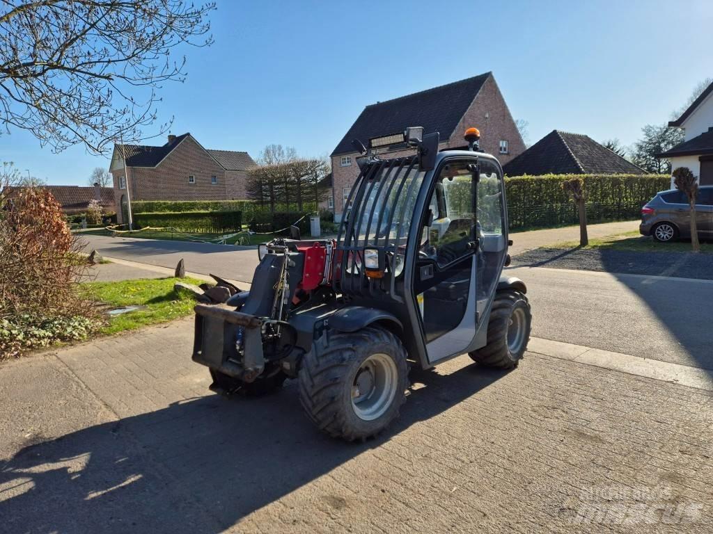 Weidemann T4512 Teleskoplæssere til landbrug