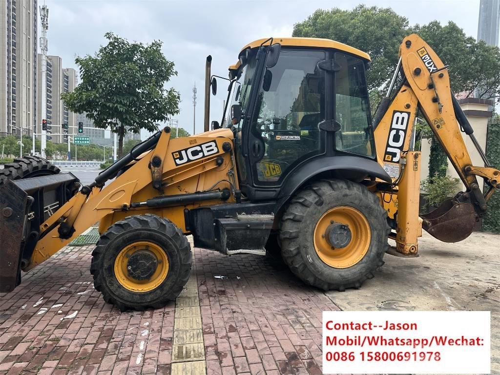 JCB 3 CX 4 T Rendegravere