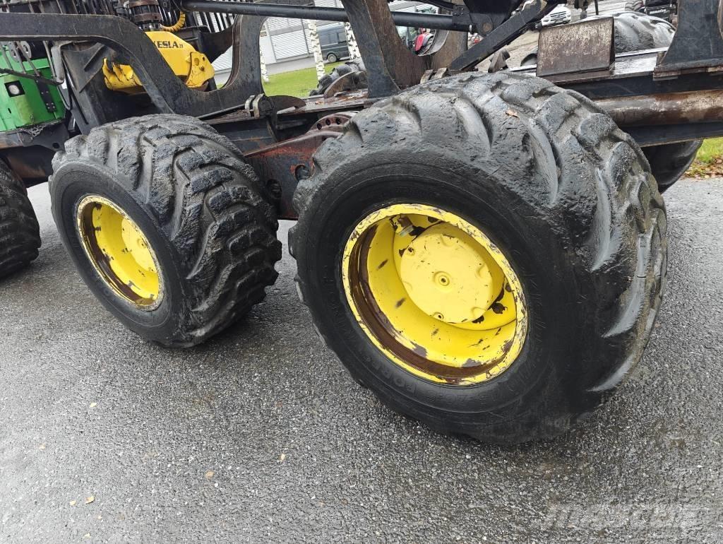 John Deere 1210 E Udkørselsmaskiner