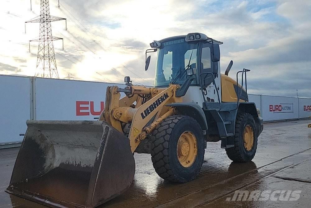 Liebherr L 528 Læssemaskiner på hjul