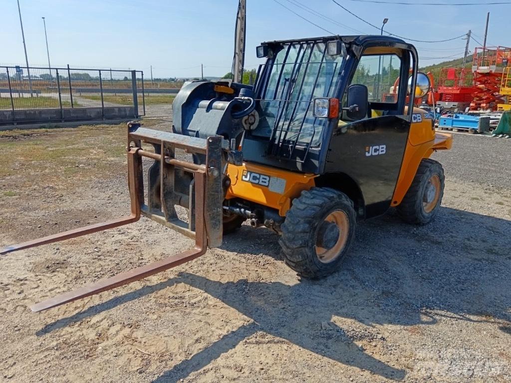 JCB 520-40 Teleskoplæssere