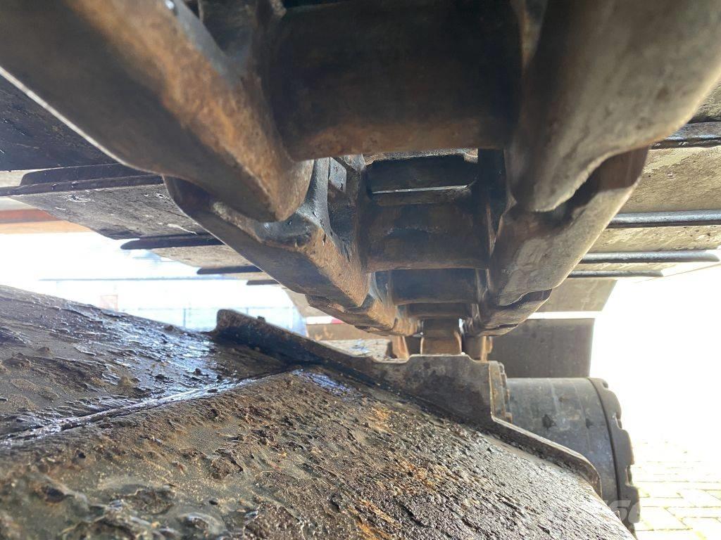 Hitachi ZX 180 LC-3 Gravemaskiner på larvebånd