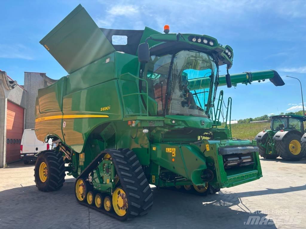 John Deere S 690 i Mejetærskere