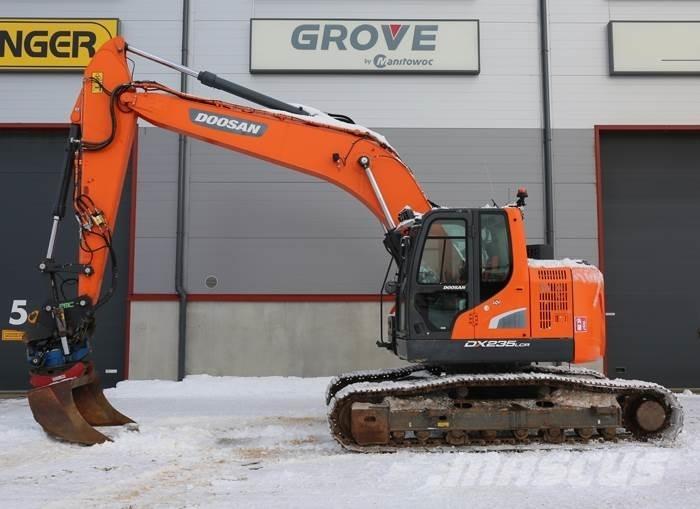 Doosan DX235LCR-5 Gravemaskiner på larvebånd