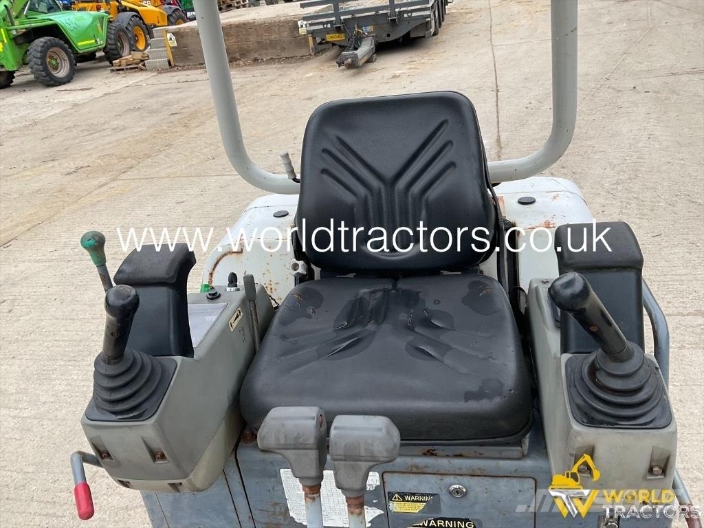 Takeuchi TB 016 Minigravemaskiner