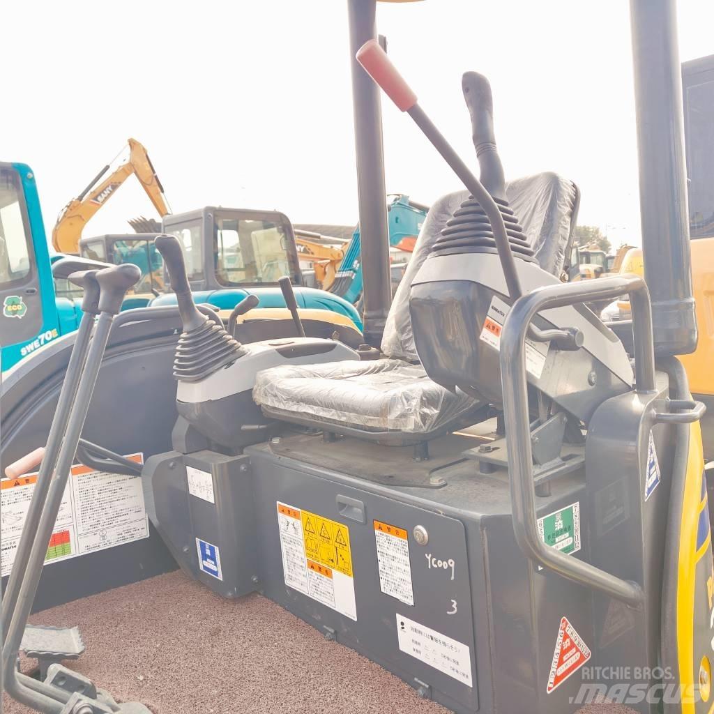 Komatsu PC30MR-3 Minigravemaskiner