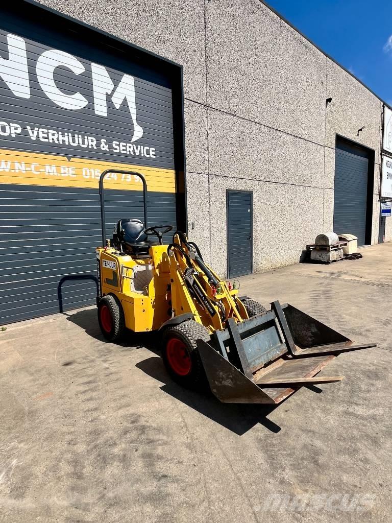 Knikmops KM 100 Læssemaskiner på hjul