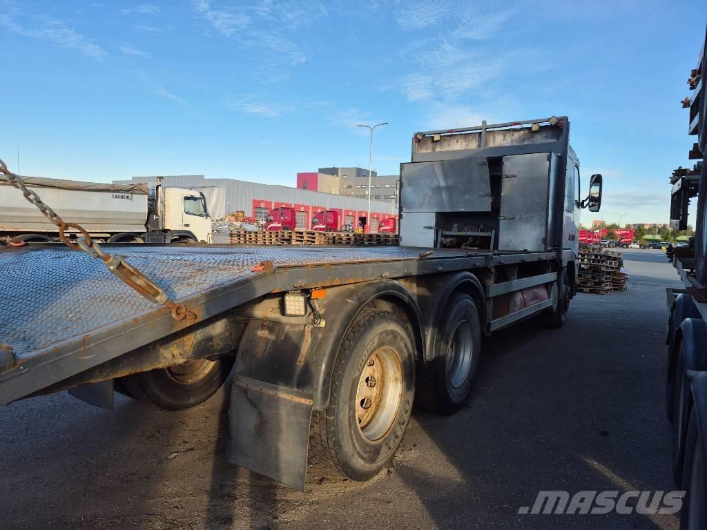 Volvo FH 12 Lastbiler med containerramme / veksellad