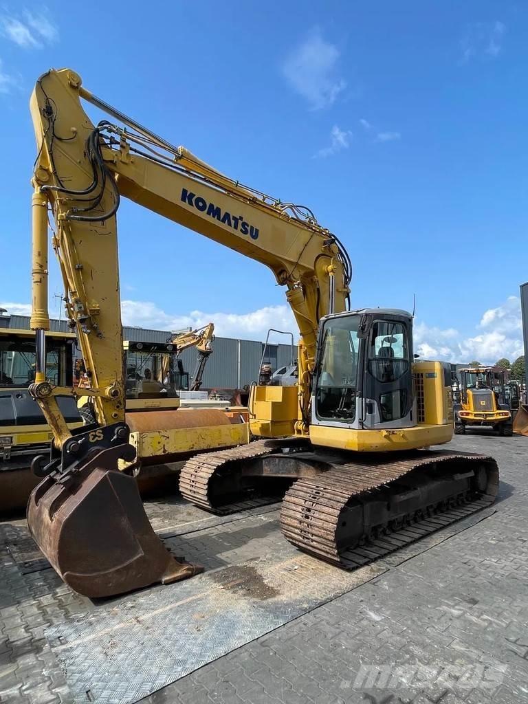 Komatsu PC228US-3 Gravemaskiner på larvebånd