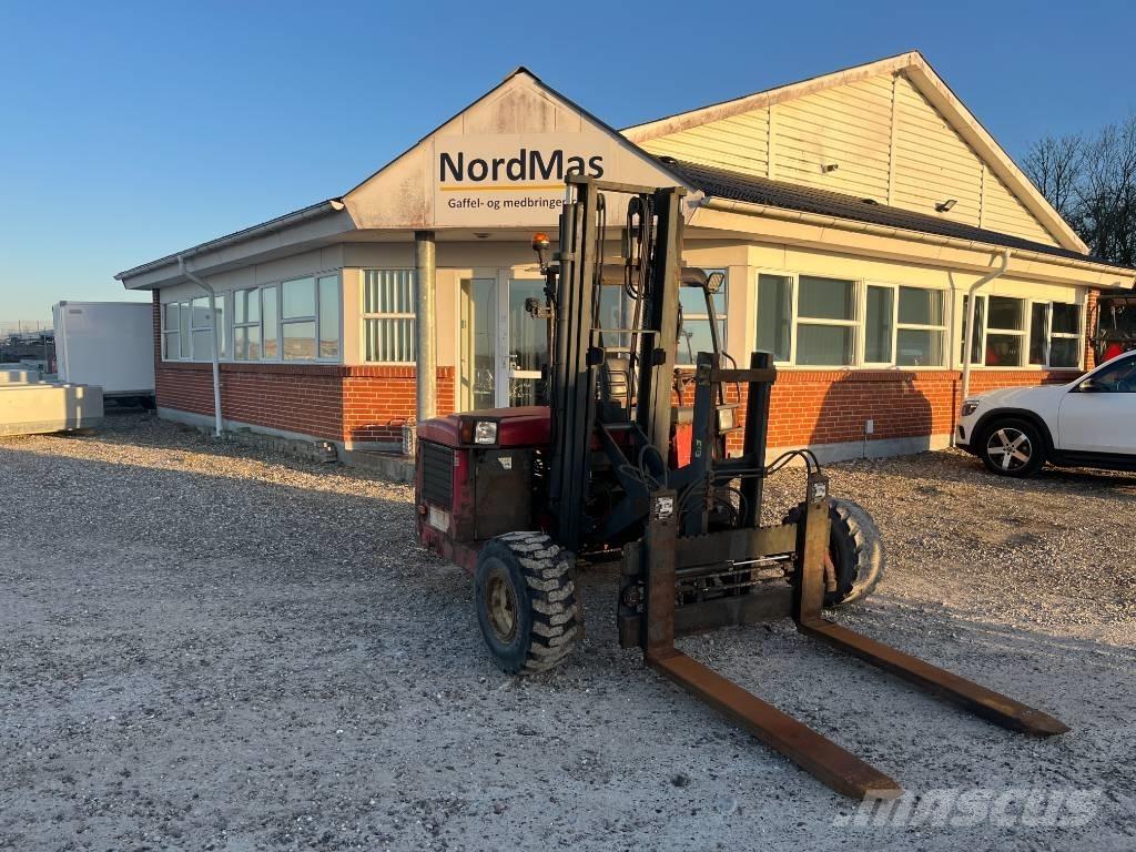 Moffett M4 25.3 Diesel gaffeltrucks