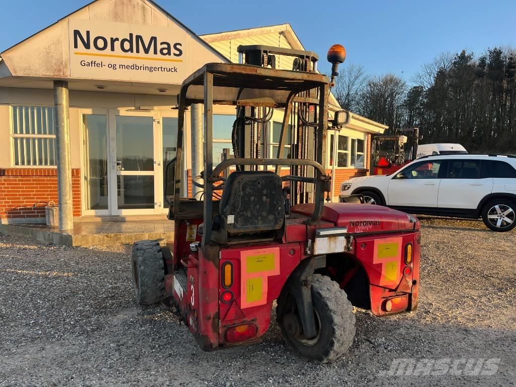 Moffett M4 25.3 Diesel gaffeltrucks