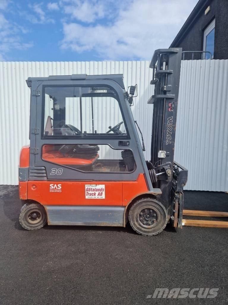 Toyota 7 FBMF 30 El gaffeltrucks