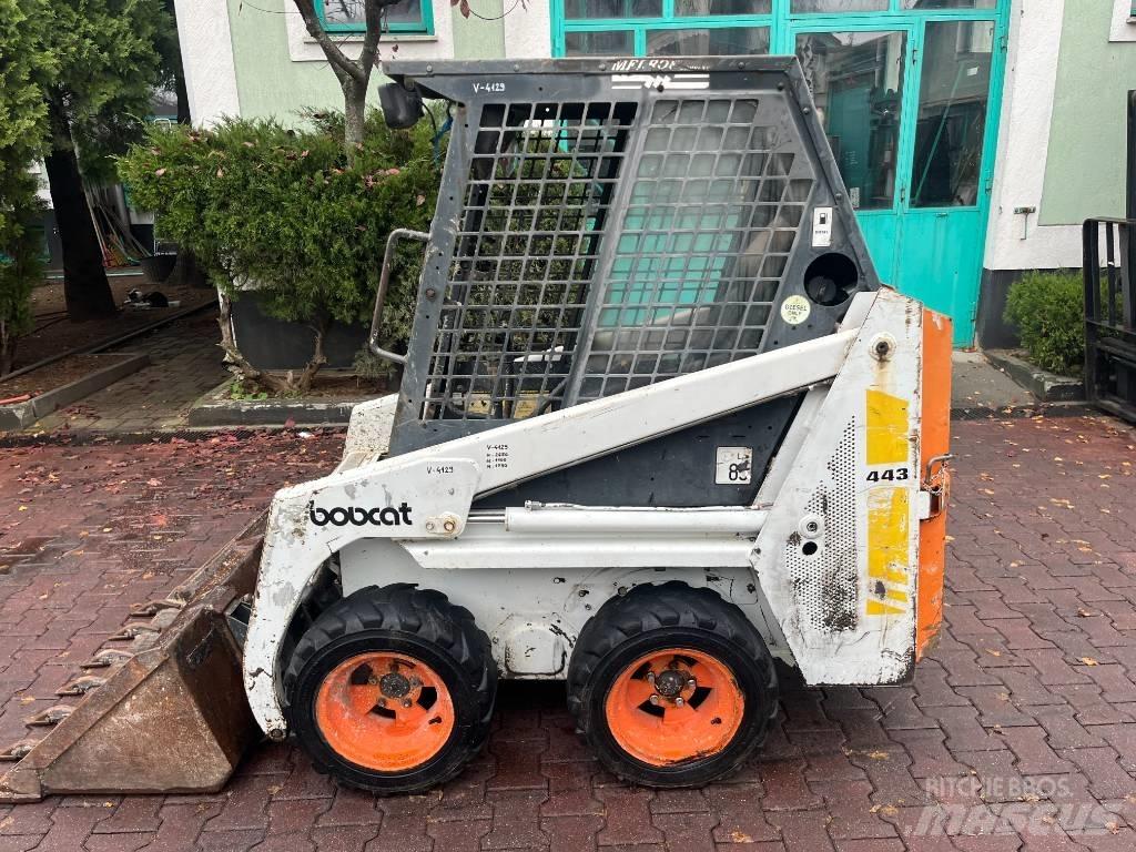 Bobcat 443    V-4129 Teleskoplæssere