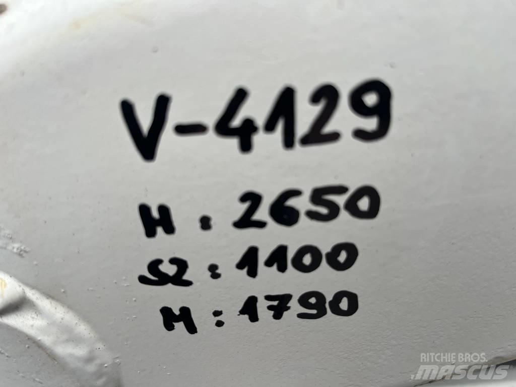 Bobcat 443    V-4129 Teleskoplæssere
