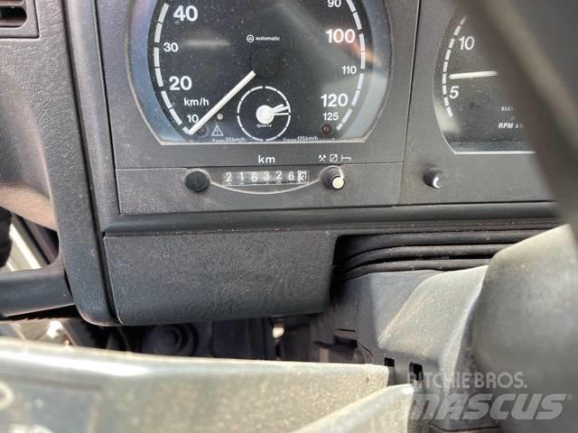 Iveco 80E15 Lastbiler med tip