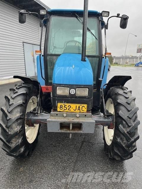New Holland 5635 Traktorer