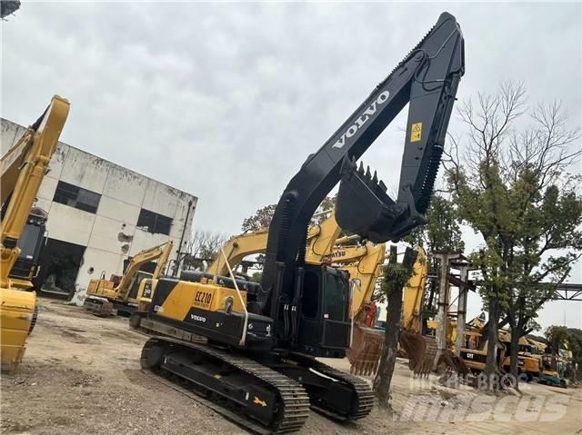 Volvo EC 210 Gravemaskiner på larvebånd