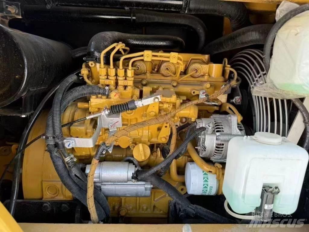 CAT 307E2 Gravemaskiner på larvebånd