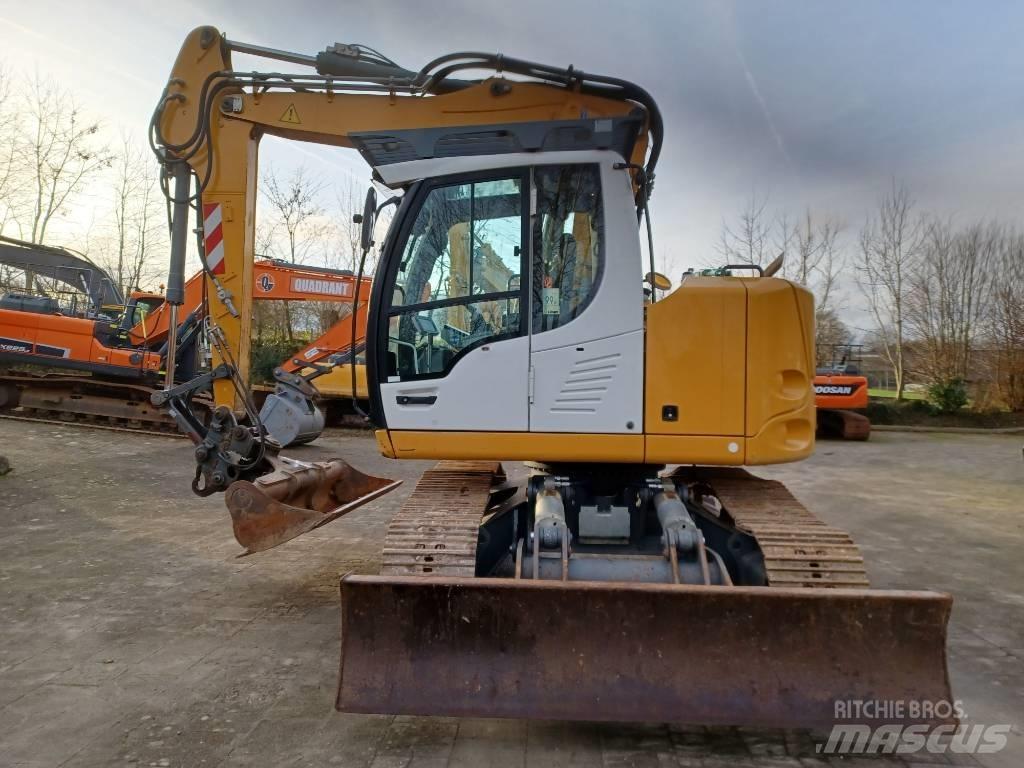 Liebherr R 914 Gravemaskiner på larvebånd