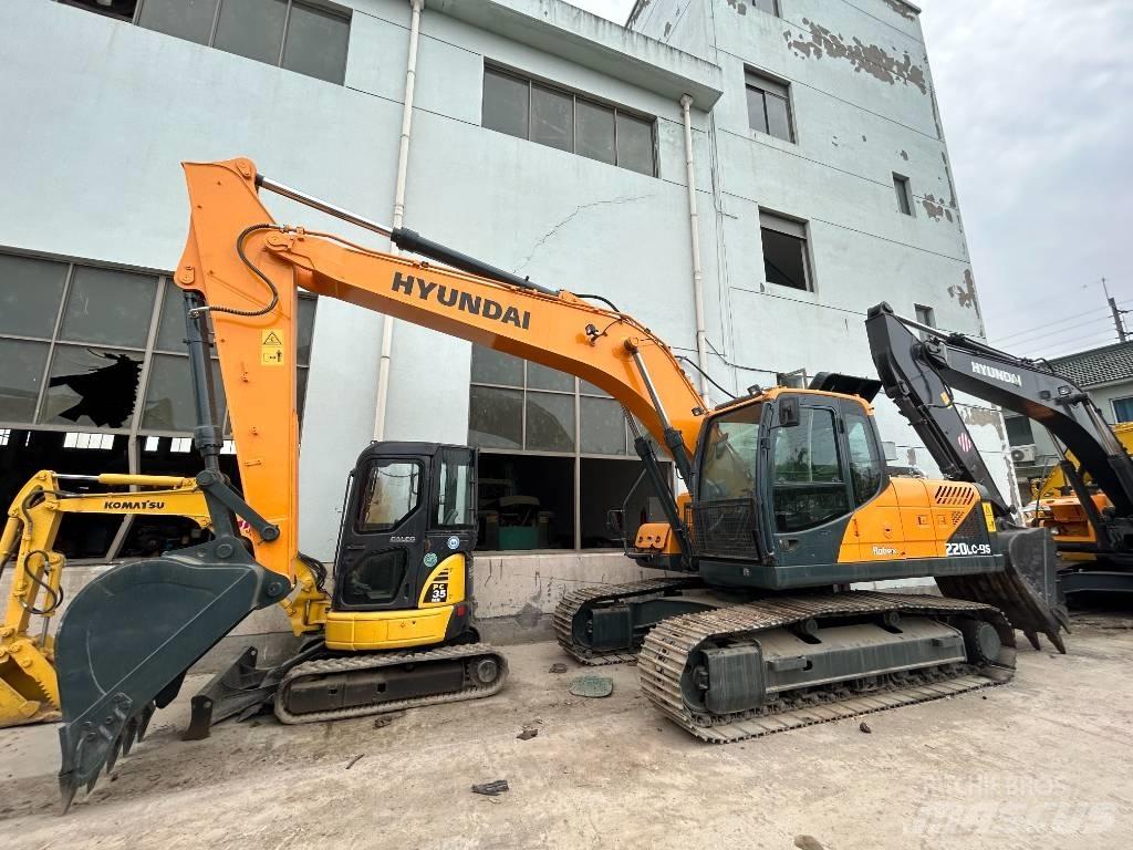 Hyundai 220LC-9 Gravemaskiner på larvebånd