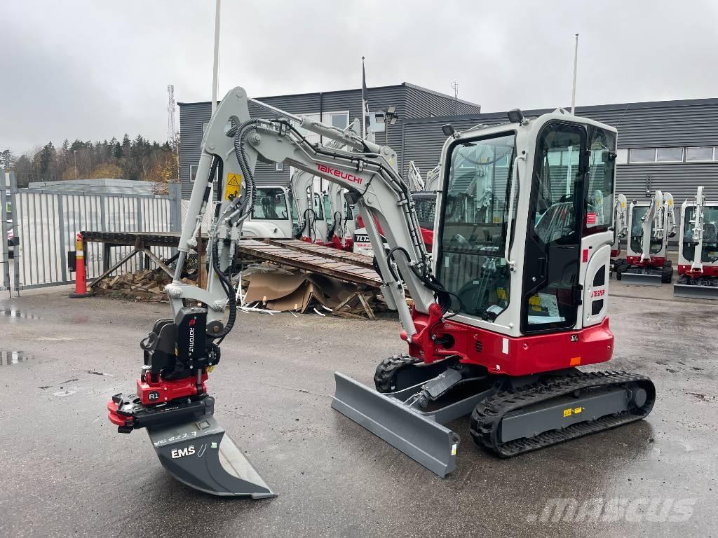 Takeuchi TB 325 R Minigravemaskiner