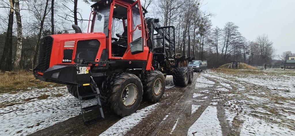 Komatsu 835 Udkørselsmaskiner