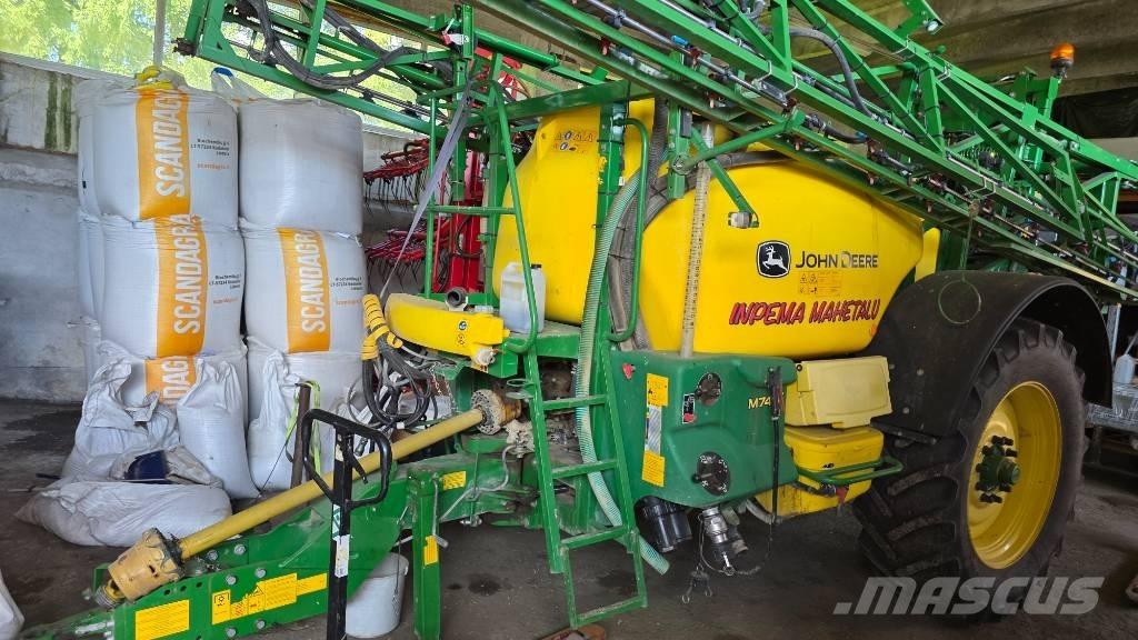 John Deere M 740 i Trailersprøjter