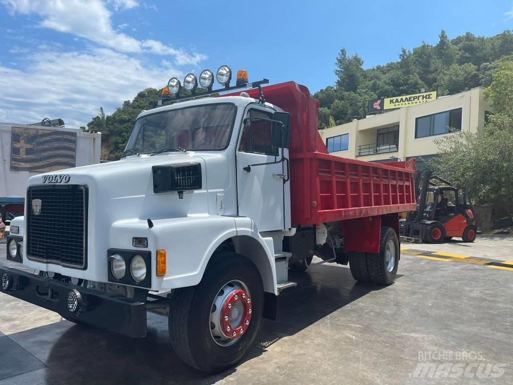 Volvo N10 ST Lastbiler med tip