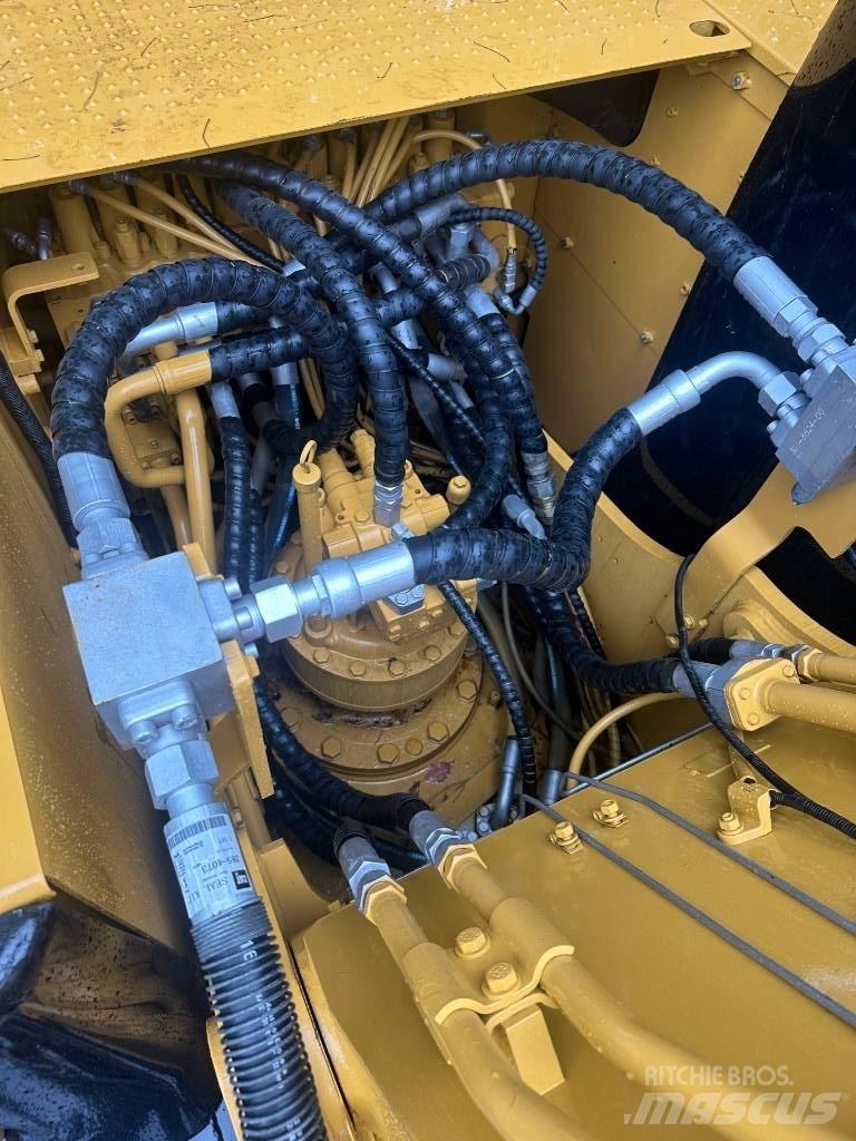 CAT CAT320D Midi-gravemaskiner 7t - 12t