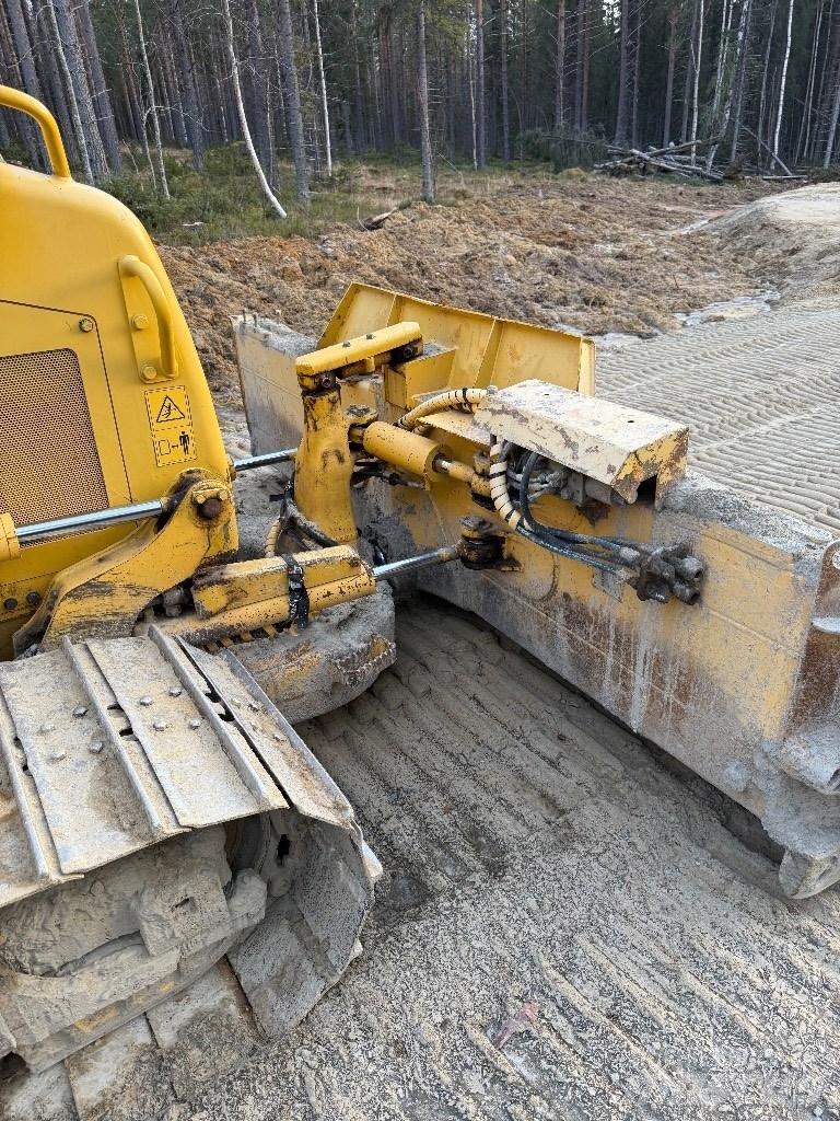 Komatsu D 37 PX-23 Bulldozer på larvebånd