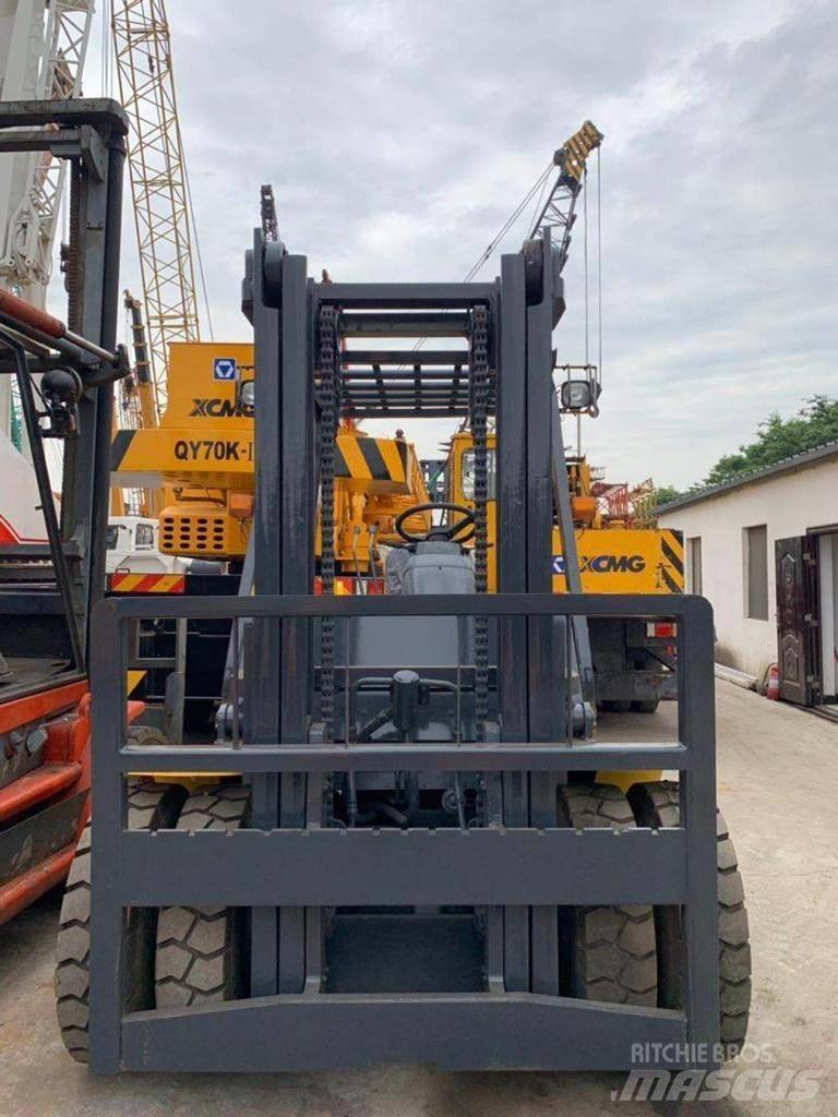 Komatsu 8 Ton Diesel gaffeltrucks