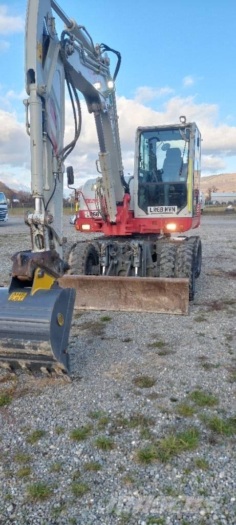 Takeuchi TB 295 W Gravemaskiner på hjul