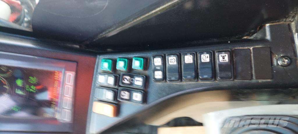 Takeuchi TB 295 W Gravemaskiner på hjul