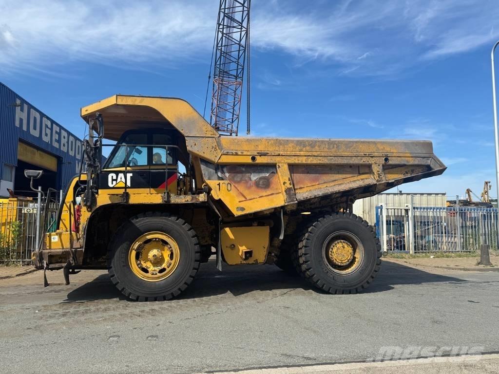 CAT 770 Knækstyrede dumpere