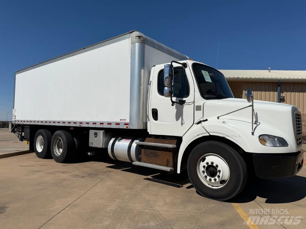 Freightliner M 106 Fast kasse