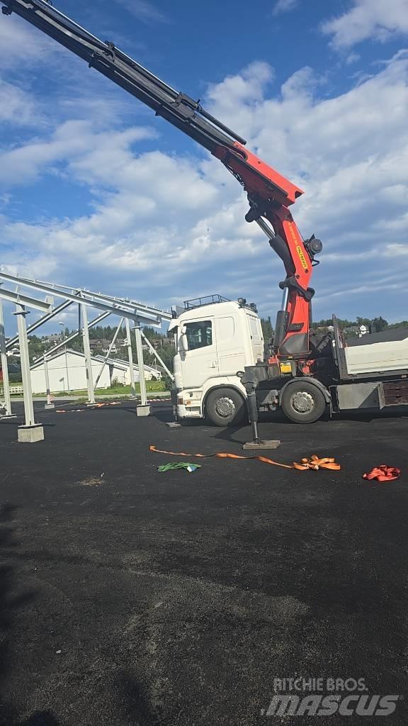 Scania 730 Lastbil med kran