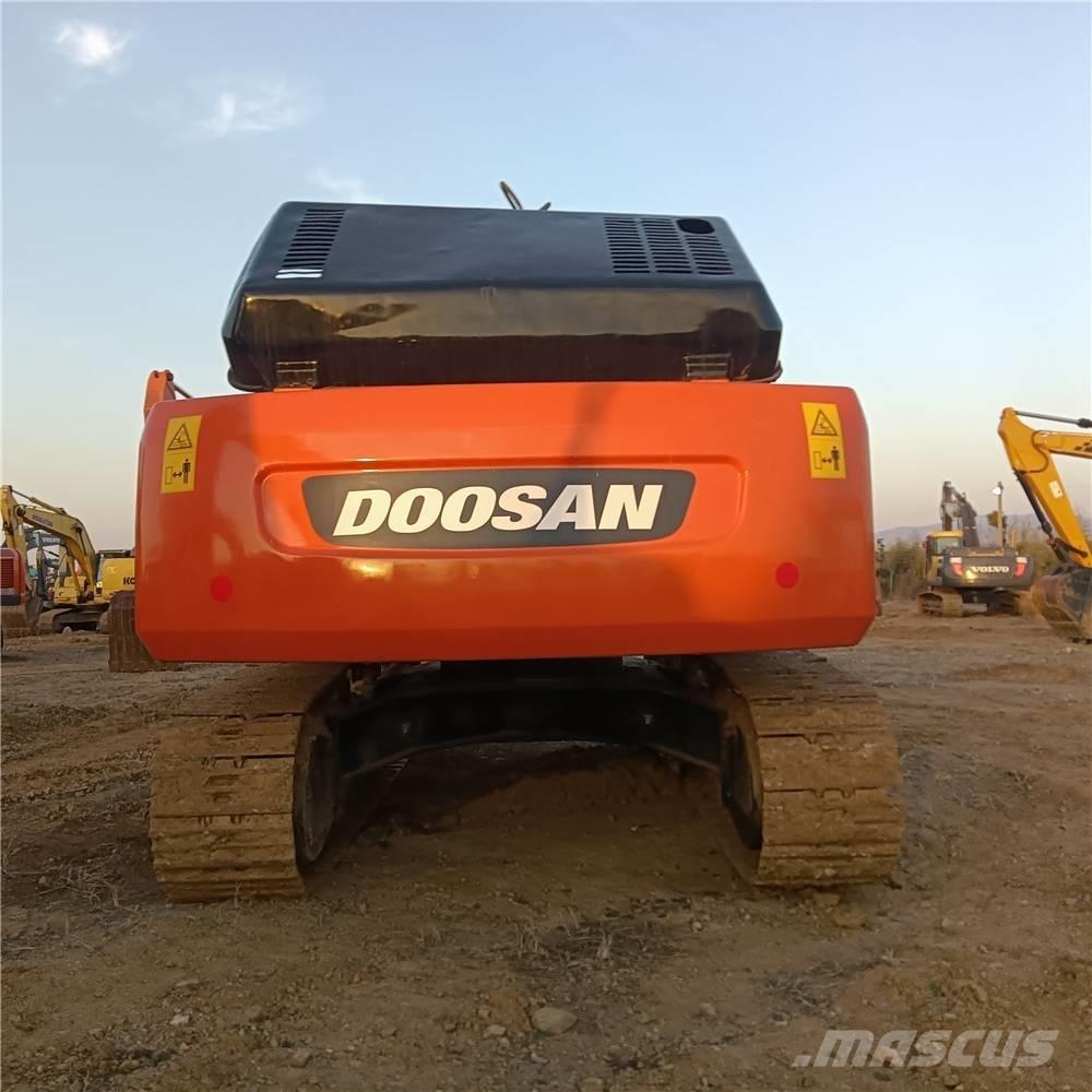 Doosan DH300LC-7 Gravemaskiner på larvebånd