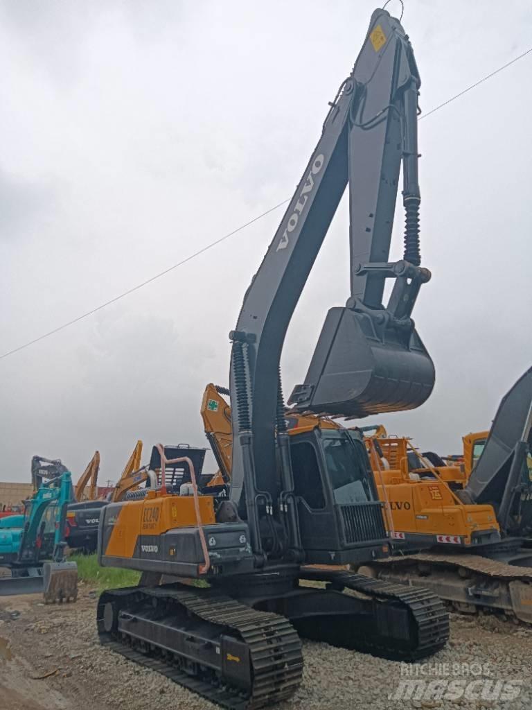 Volvo EC 240 Gravemaskiner på larvebånd