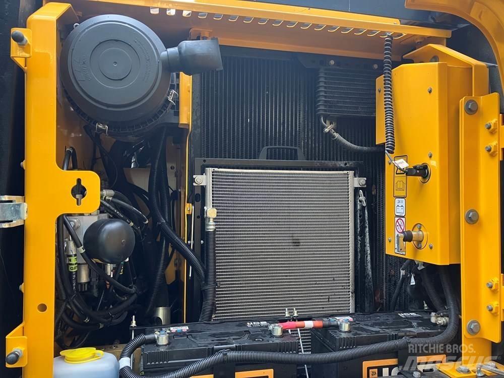 JCB JS145W Gravemaskiner på hjul