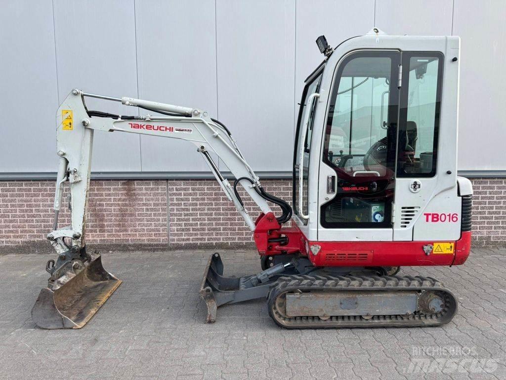 Takeuchi TB016 Minigravemaskiner