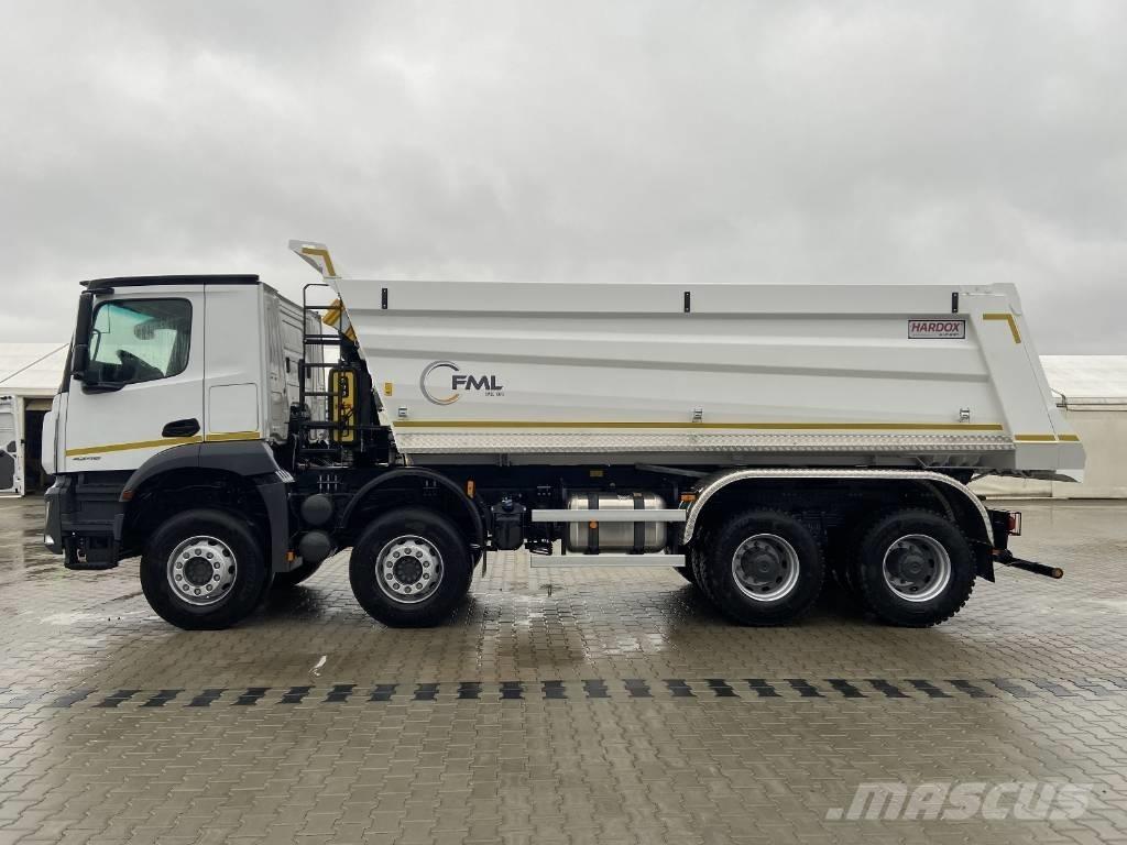 Mercedes-Benz 4143 Lastbiler med tip