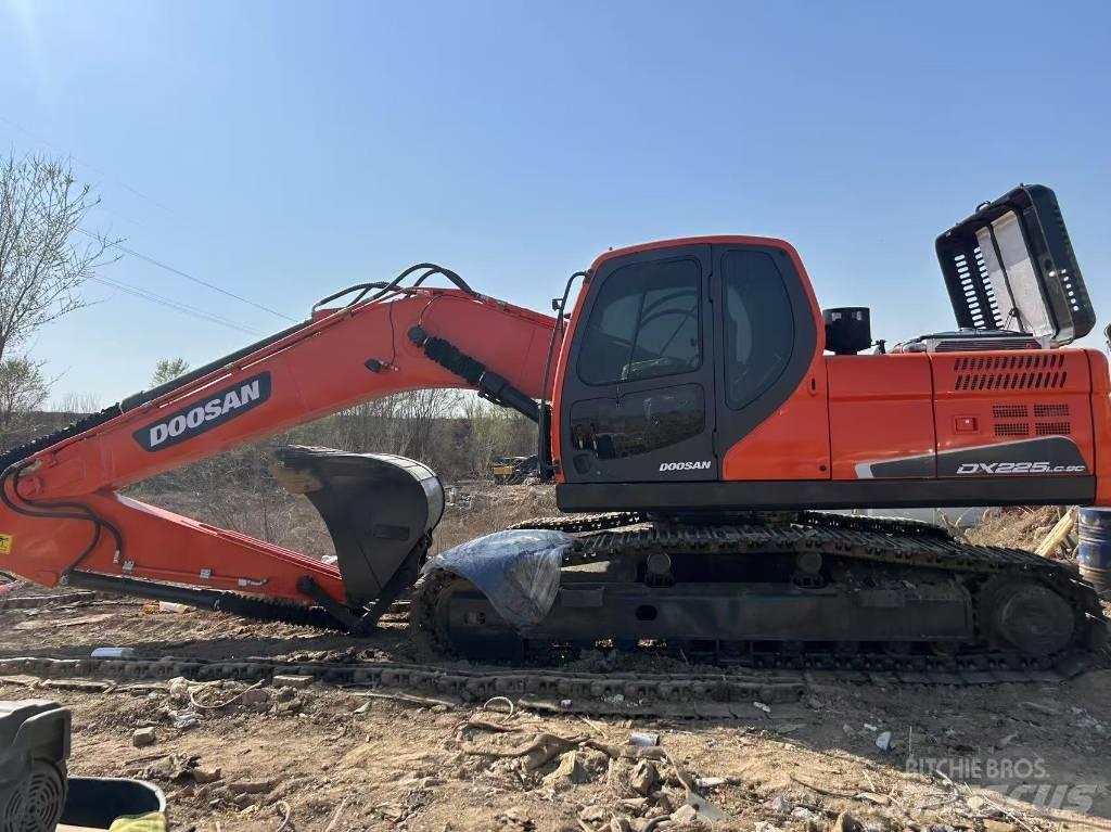 Doosan DX225LC-9C Gravemaskiner på larvebånd