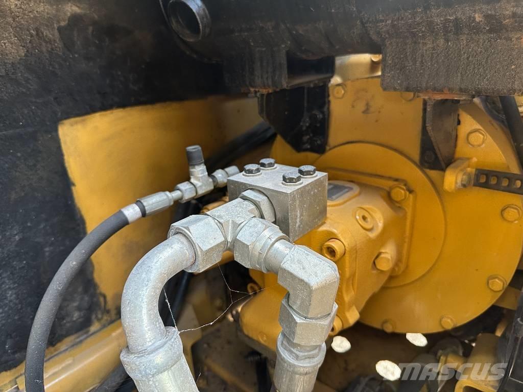 CAT 308E Gravemaskiner på larvebånd