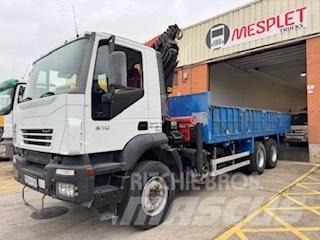 Iveco Trakker 310 Lastbil med kran