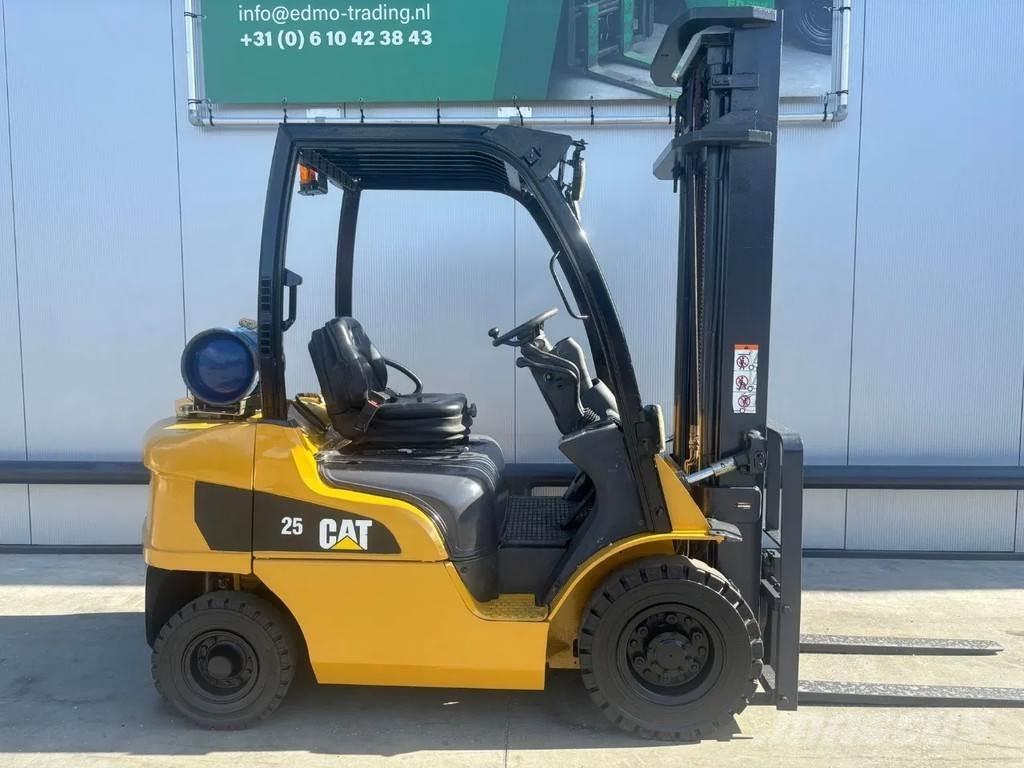 CAT GP25N Heftruck LPG gaffeltrucks