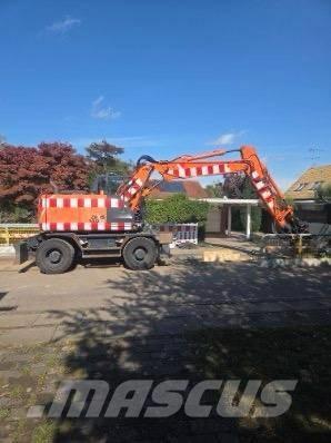 Hitachi Zaxis 140 W Gravemaskiner på hjul